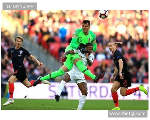 凯恩如何在面对世界顶级防线时展现个人技术与战术智慧的全面分析